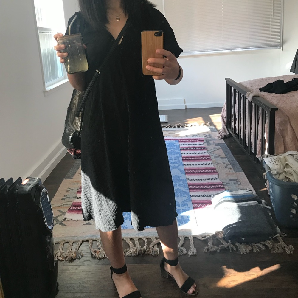 Dress - Picture 8 of 8